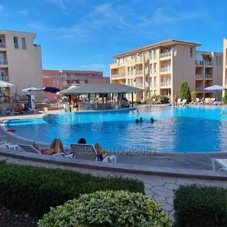съни дей ,слънчев бряг Apartamento Burgas